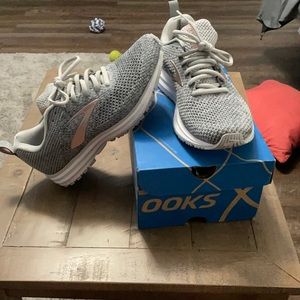 Women’s Brooks running shoes